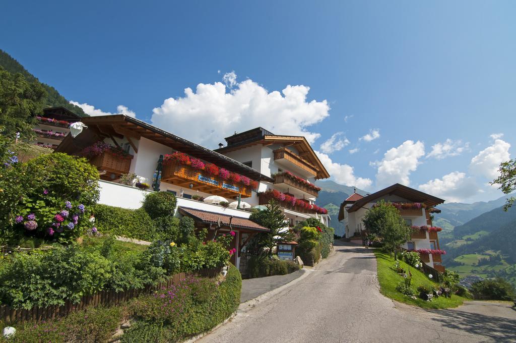 Gasthaus Jaufenblick San Martino In Passiria  Extérieur photo